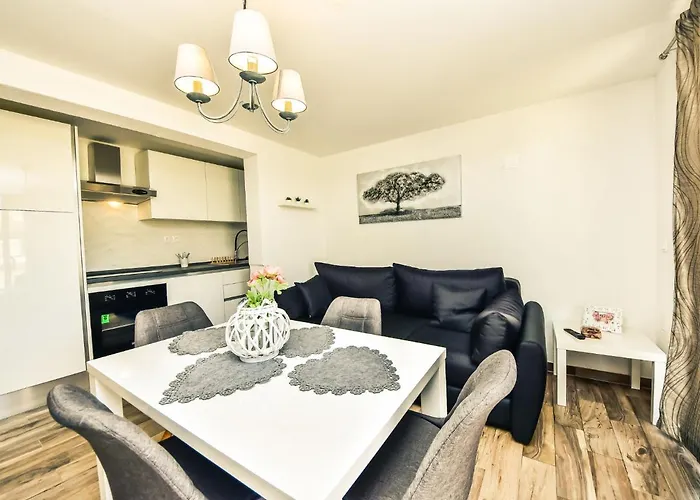 Apartman Petra-1 By Interhome *