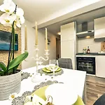Petra-1 By Interhome