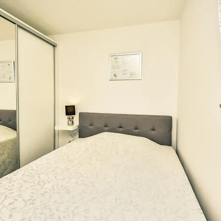 Petra-1 By Interhome Appartement