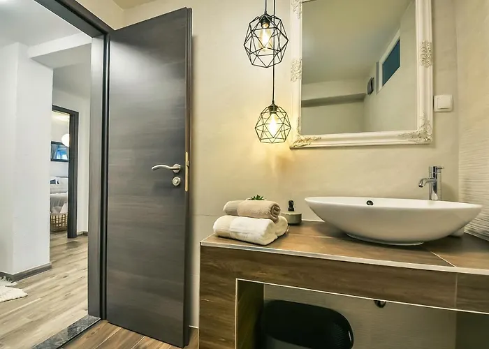 Petra-1 By Interhome アパート ビオグラード・ナ・モル